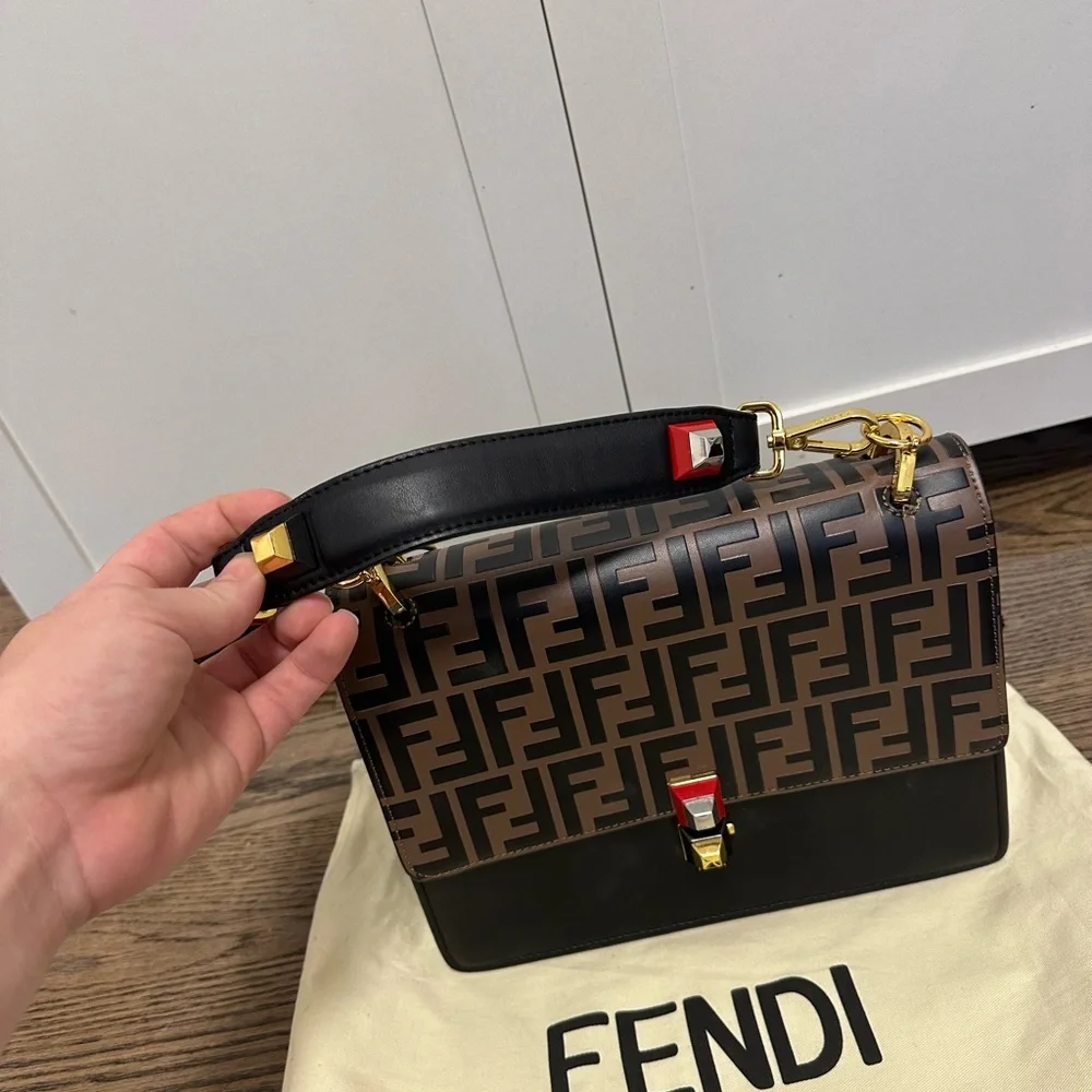 Fendi Brown and Black FF Logo Shoulder Bag with Gold Hardware - Picture 3 of 9